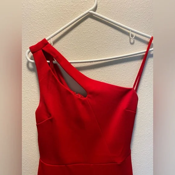 NWOT Crystal Sky Red One Shoulder Cutout Flared Leg Jumpsuit Size Medium - Picture 3 of 9